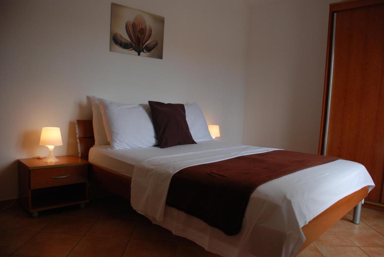 Apartments Antonella Trogir Exterior photo